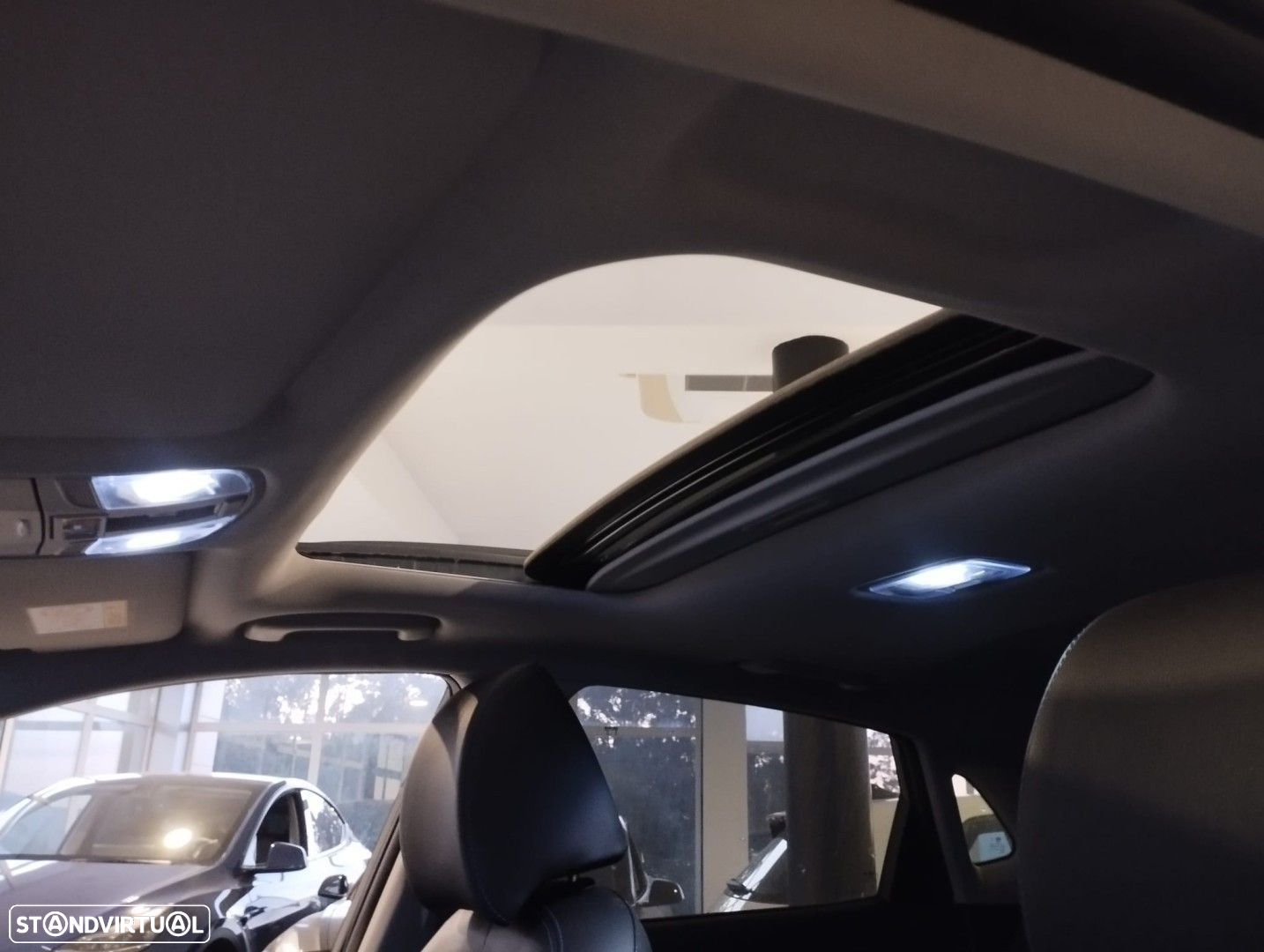 Hyundai Kauai EV 64.8 kWh Vanguard (TT) - 10