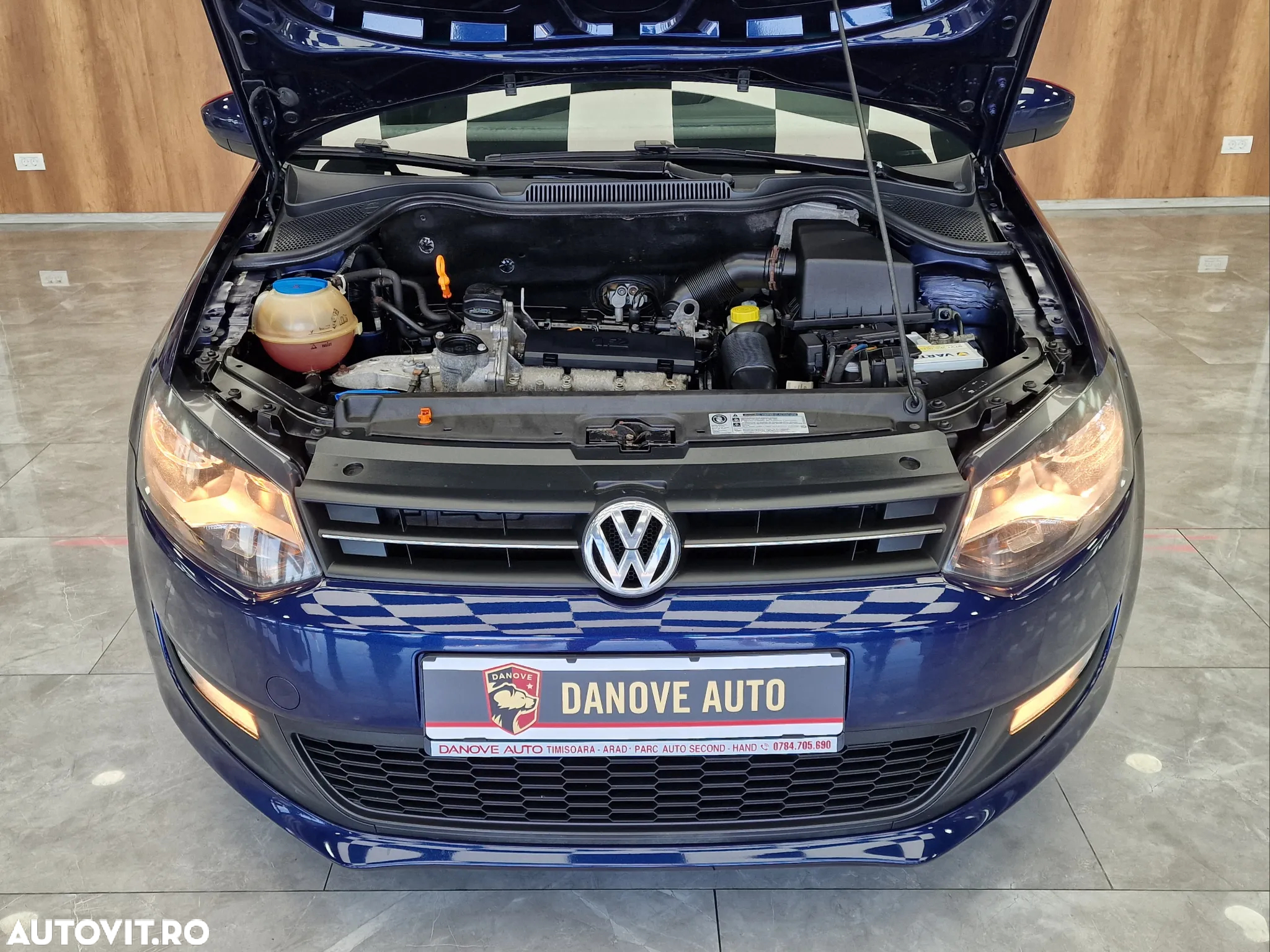 Volkswagen Polo 1.2 Attractive - 25