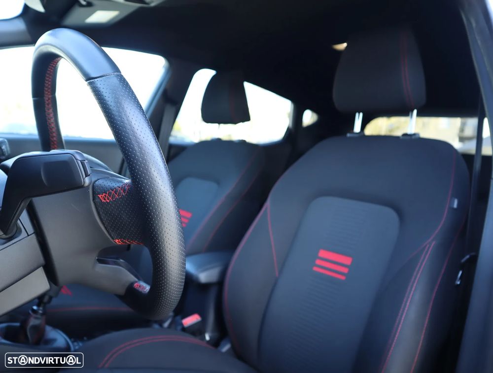 Ford Fiesta 1.0 EcoBoost ST-Line - 26