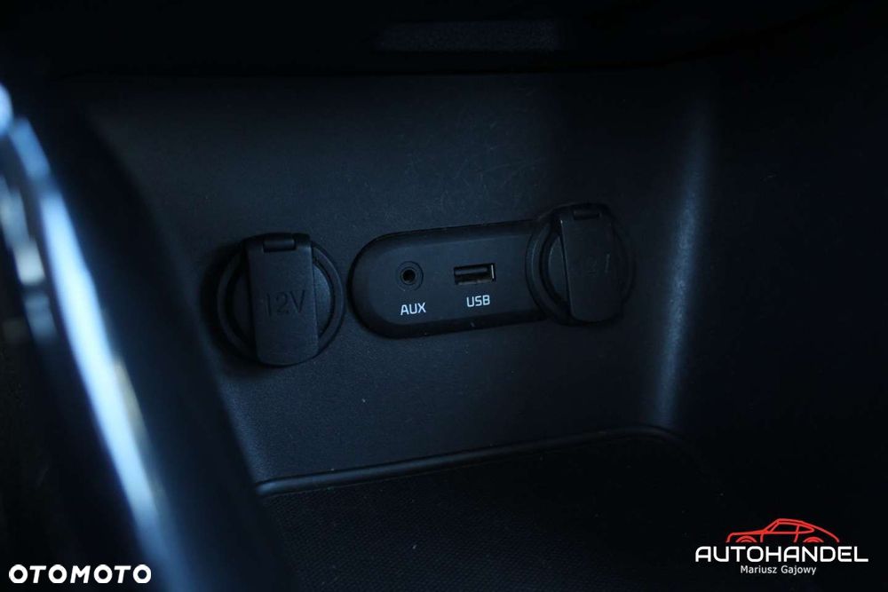 Kia Ceed - 13