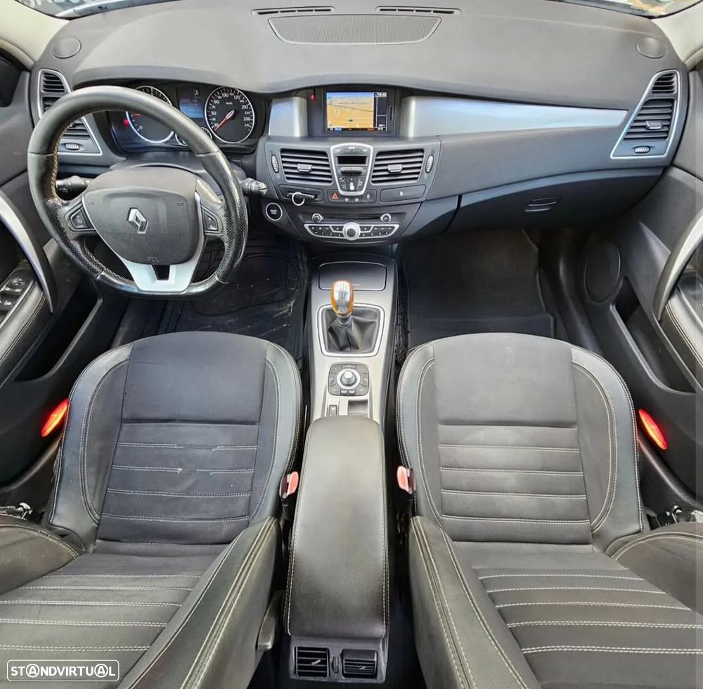 Renault Laguna Break 1.5 dCi SE Black Line - 6