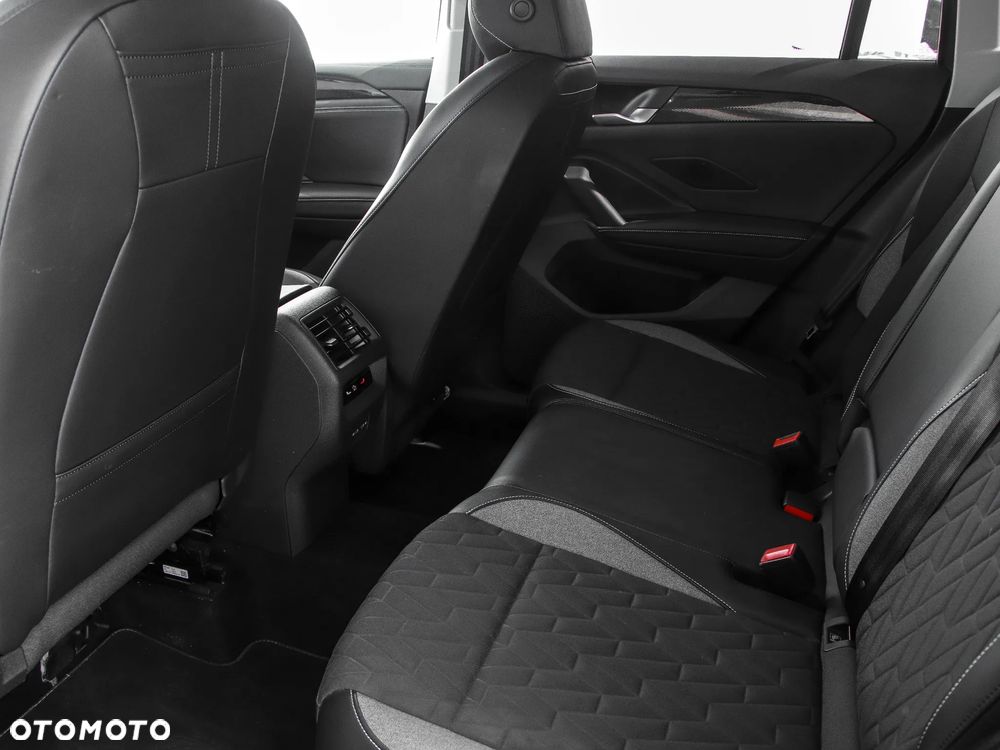 Volkswagen Tiguan 1.5 eTSI OPF DSG Goal - 11