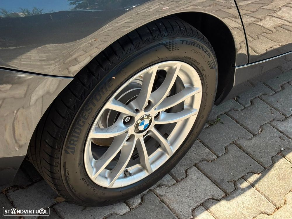 BMW 116 d EDynamics Line Sport - 10