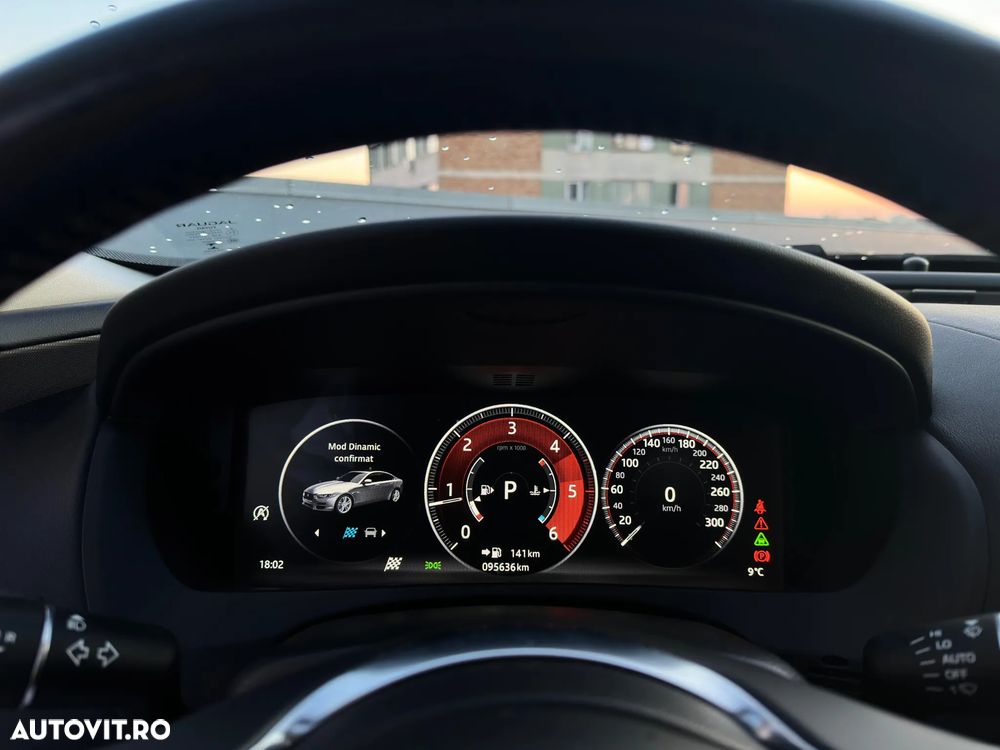 Jaguar XE 25d AWD Aut. Portfolio - 11