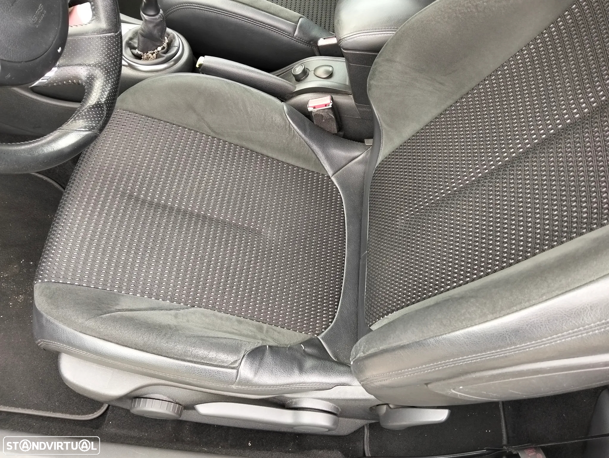 Citroën C4 Coupé 1.6 HDi 110 VTS - 11