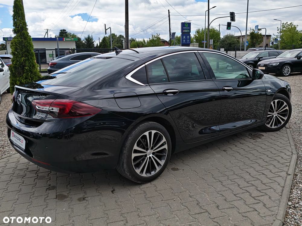 Opel Insignia 1.5 T Elite S&S - 9