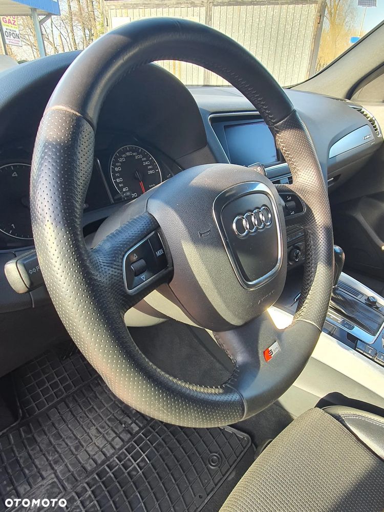 Audi Q5 2.0 TDI Quattro S tronic - 11