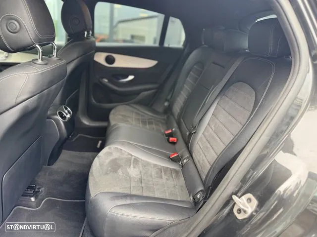 Mercedes-Benz GLC 300 e Coupé 4Matic - 26
