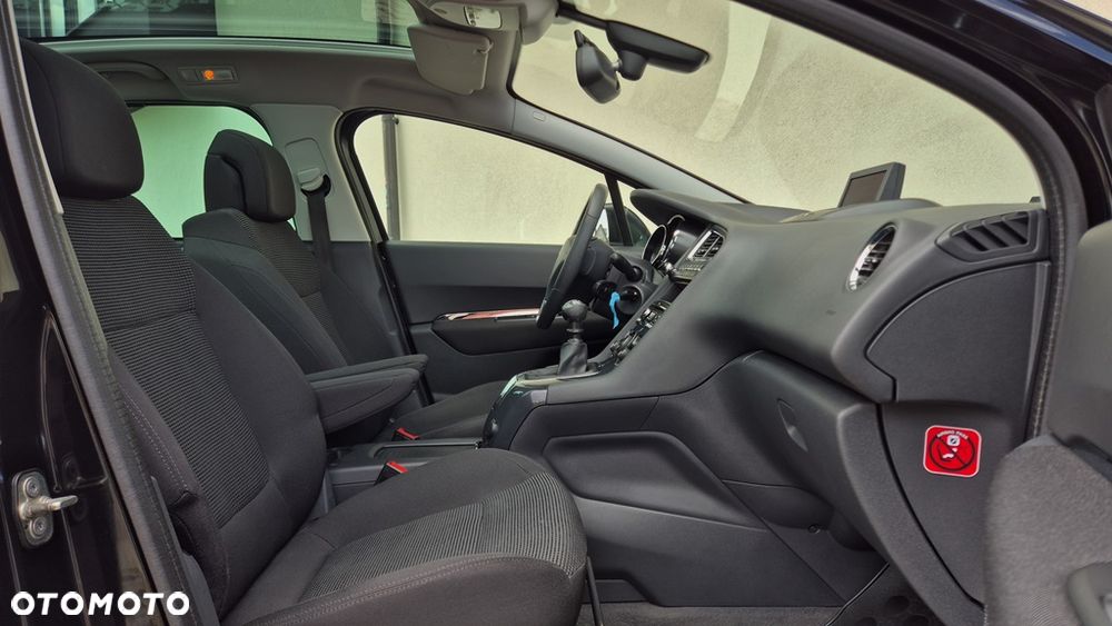 Peugeot 5008 2.0 HDi Premium + - 10