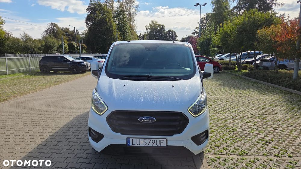 Ford TRANSIT CUSTOM - 13