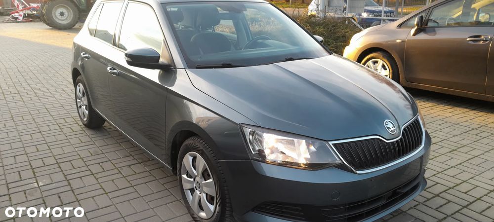 Skoda Fabia 1.2 TSI Cool Edition - 1