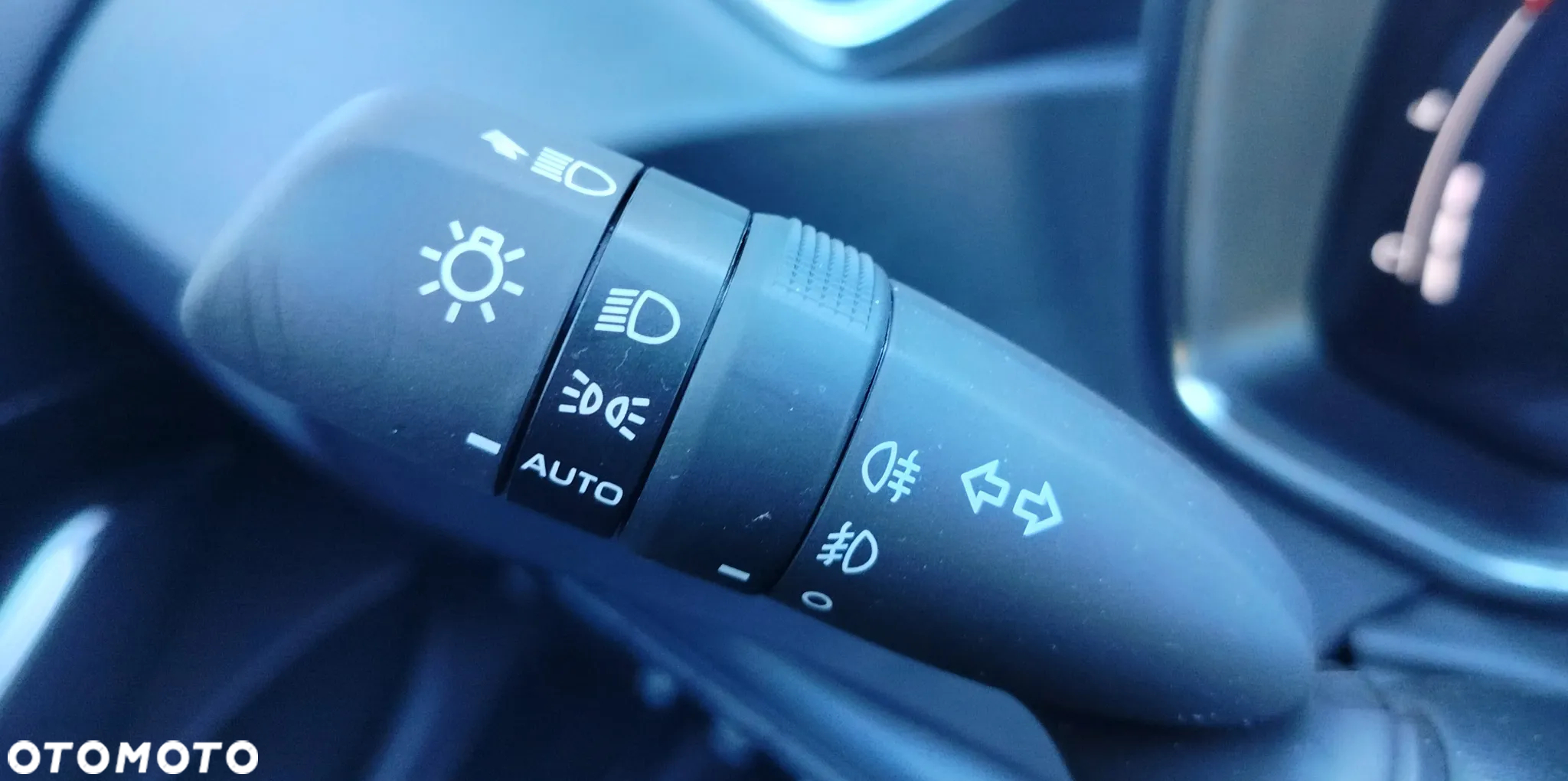 Suzuki Swace 1.8 Hybrid Premium Plus CVT - 10