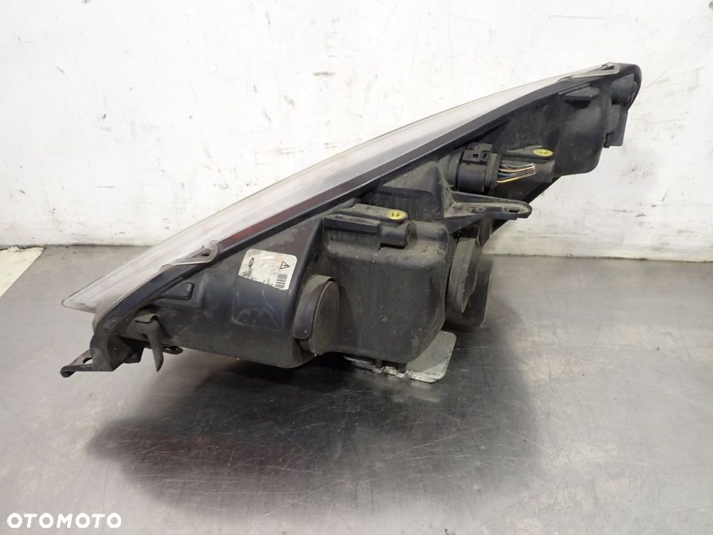 LAMPA PRAWA PRZEDNIA XENON FORD S-MAX I 5DV009000-00 - 5