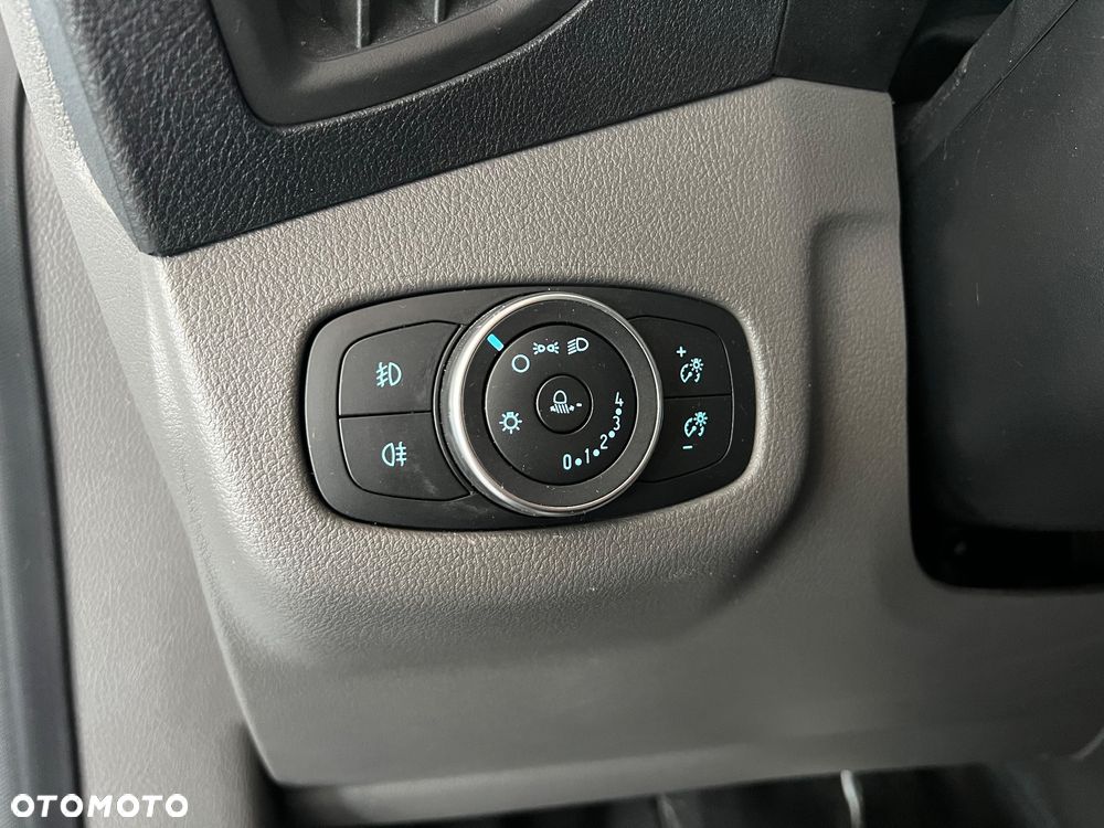 Ford transit connect - 26