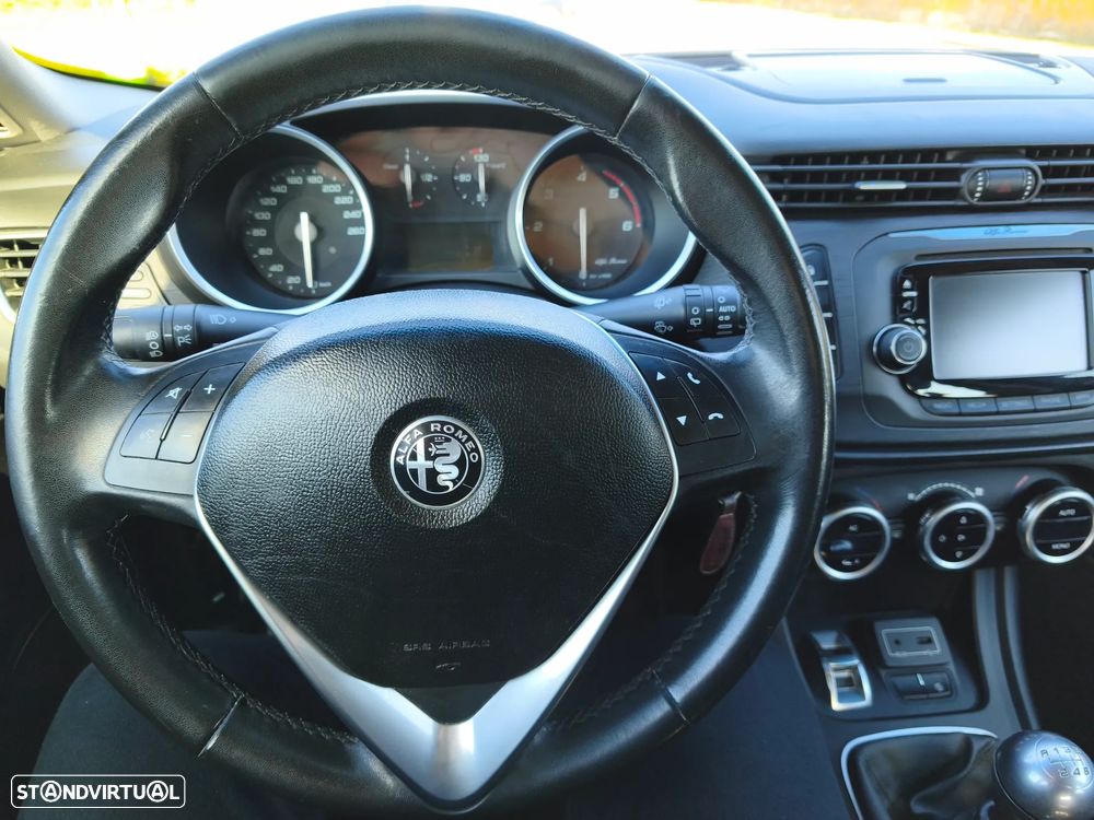 Alfa Romeo Giulietta 1.6 JTDM Super - 16