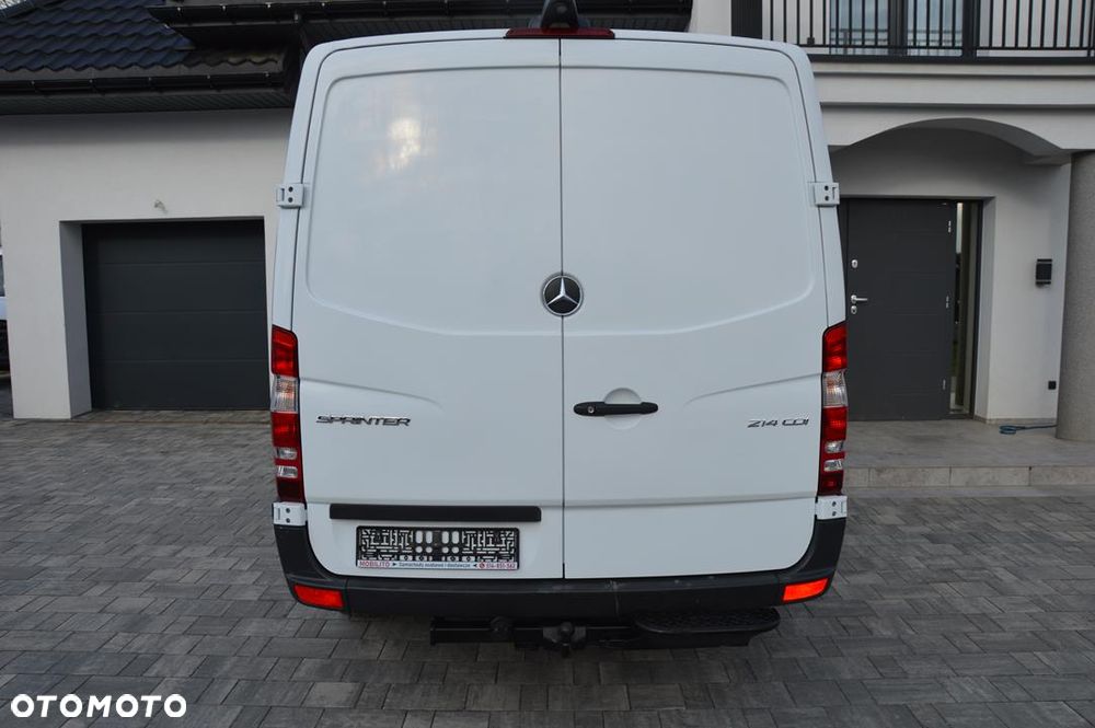 Mercedes-Benz Sprinter - 4