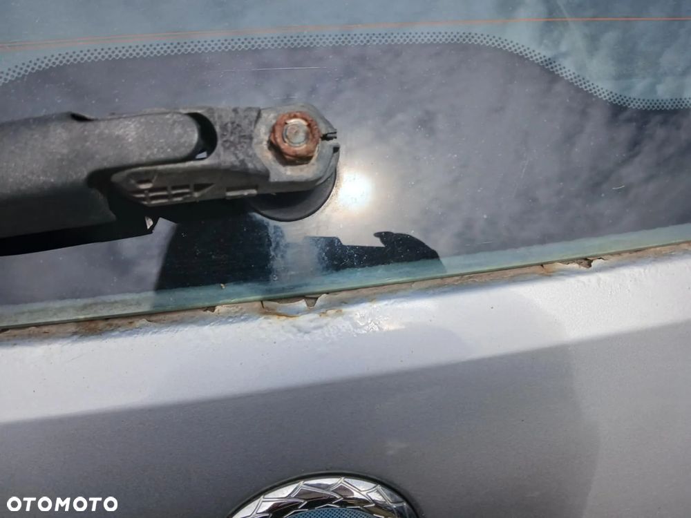 Fiat Grande Punto 3D Klapa bagażnika kod lakieru 589/A - 6