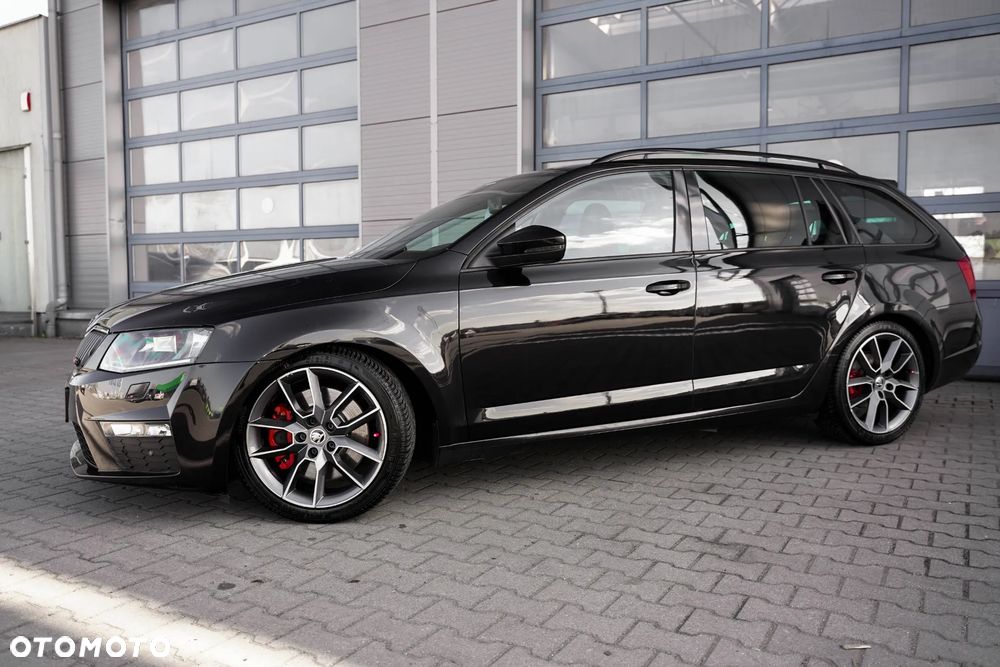 Skoda Octavia 2.0 TDI RS DSG - 2