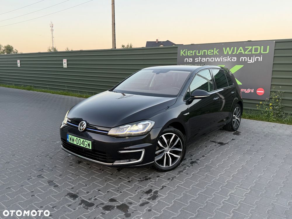 Volkswagen Golf - 18