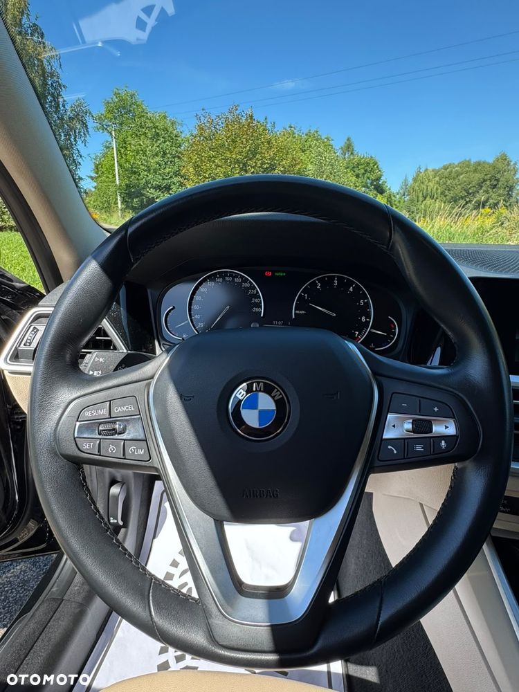 BMW Seria 3 320i GPF Sport Line - 22