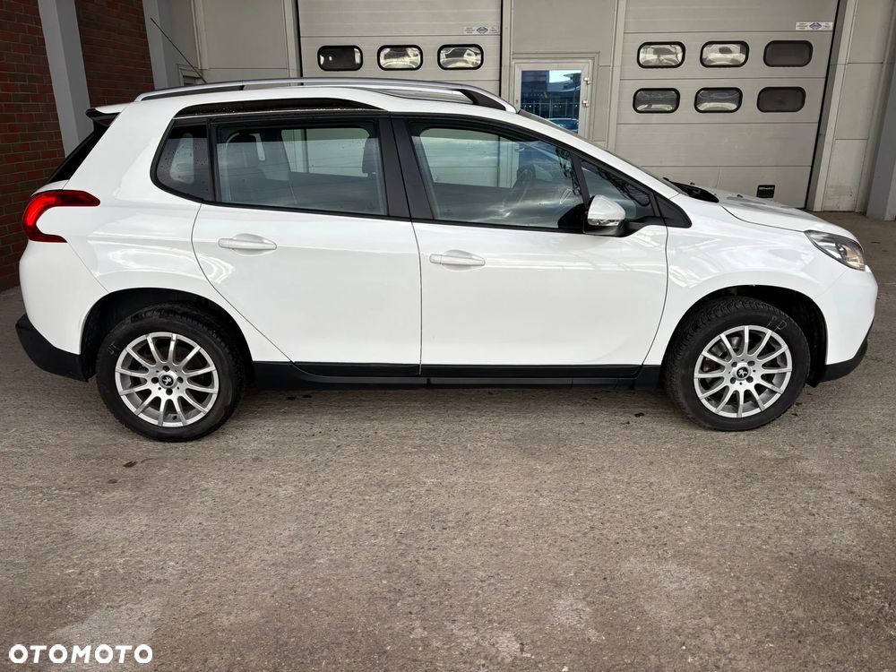 Peugeot 2008 120 VTI Allure - 4