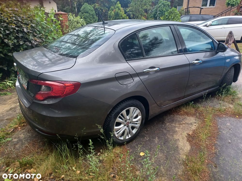 Fiat Tipo 1.4 16V Lounge EU6d - 3