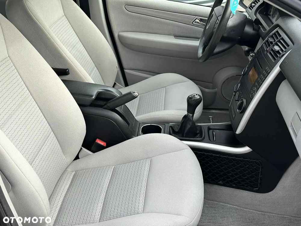 Mercedes-Benz Klasa B 180 CDI - 6