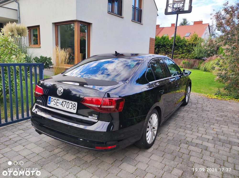 Volkswagen Jetta 2.0 TDI DPF BMT Highline - 2