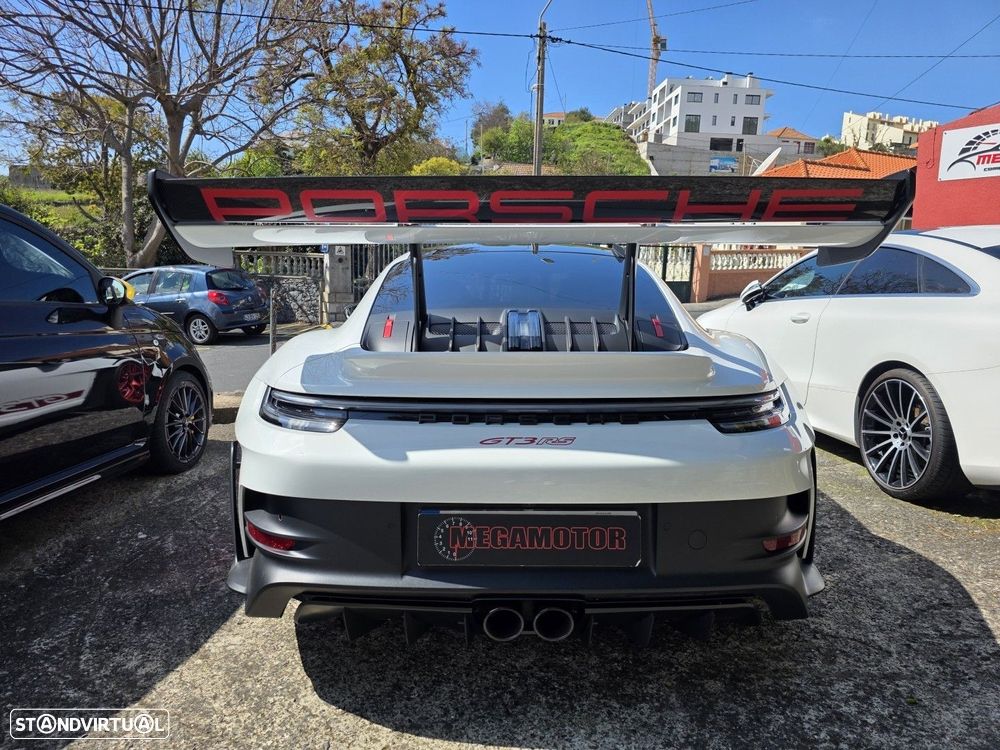 Porsche 911 (992) - 6
