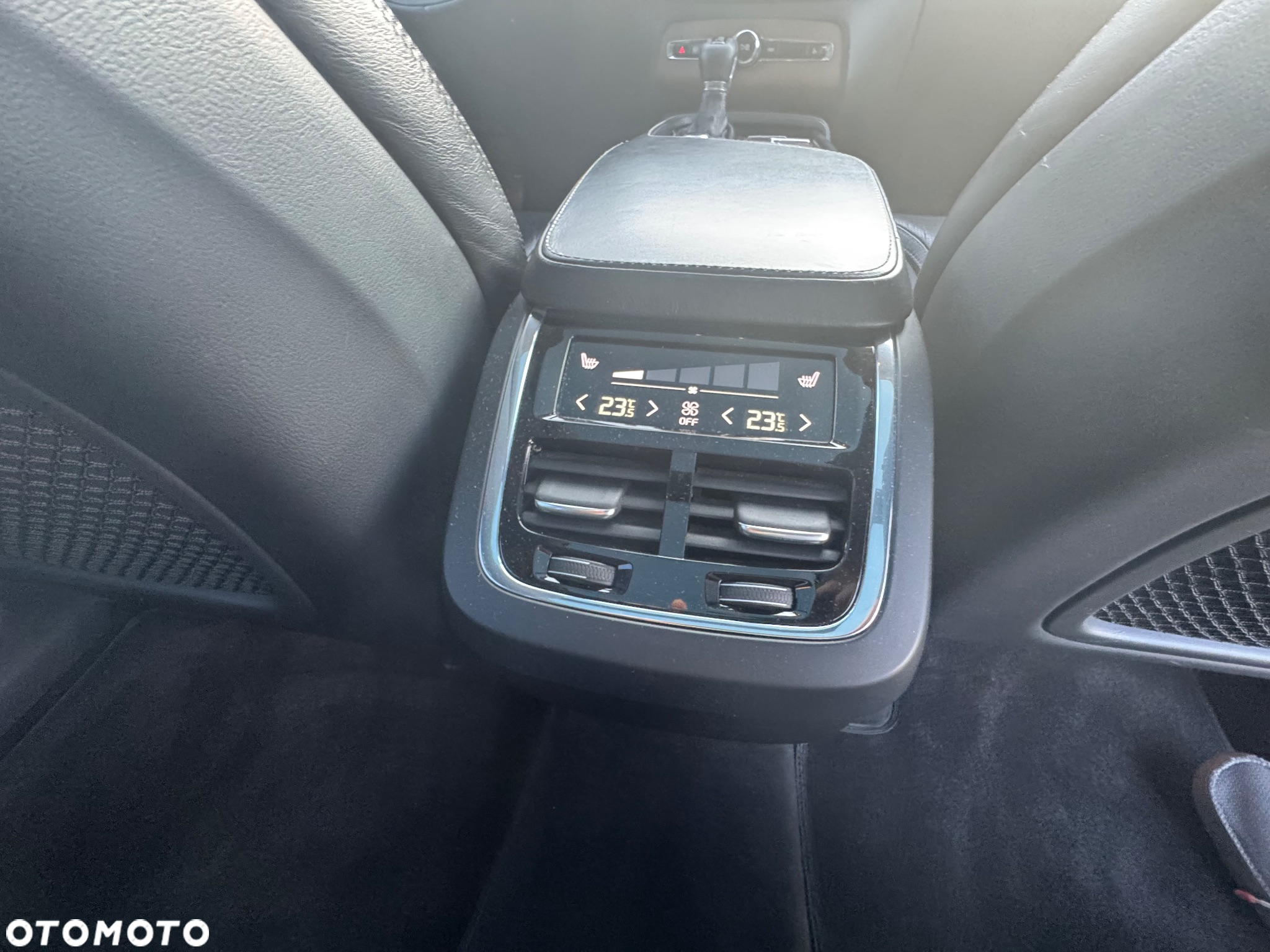 Volvo XC 90 D5 AWD Inscription - 18