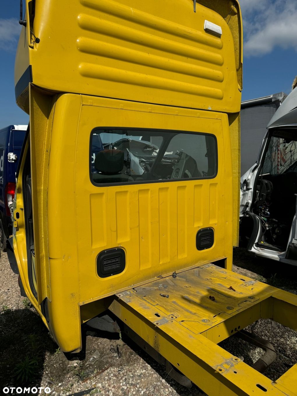 MASTER III MOVANO 15-21r tylna ściana kabiny słupki - 1