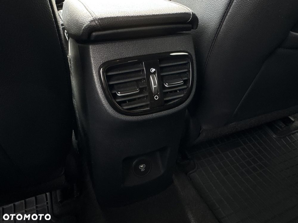 Kia XCeed 1.5 T-GDI L - 27