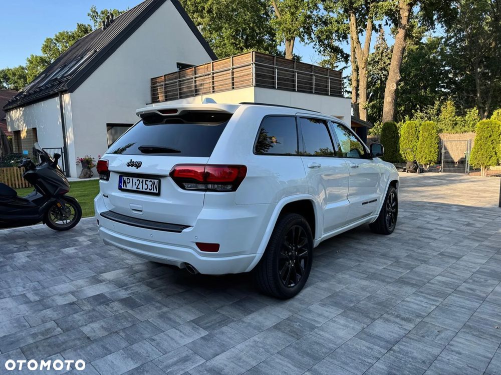 Jeep Grand Cherokee - 4