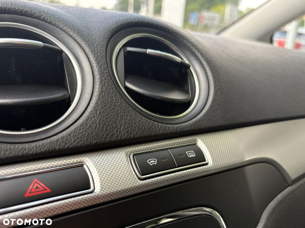 Ford S-Max 2.0 TDCi DPF Titanium - 18