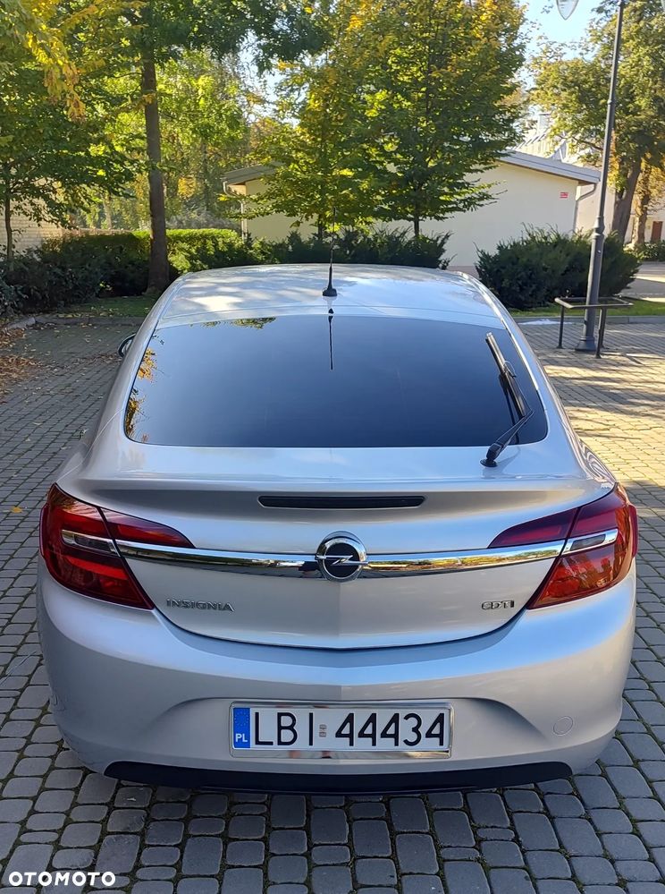 Opel Insignia 2.0 CDTI Edition - 11