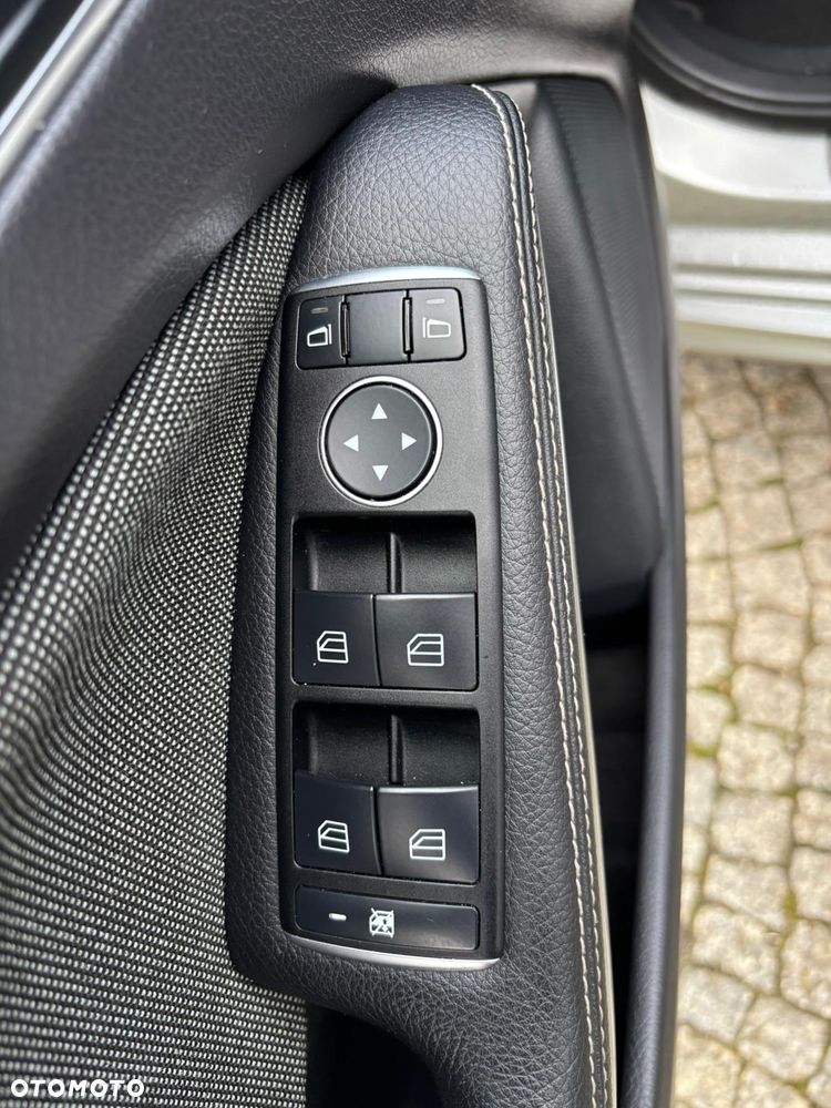 Mercedes-Benz Klasa A 180 (BlueEFFICIENCY) Style - 20