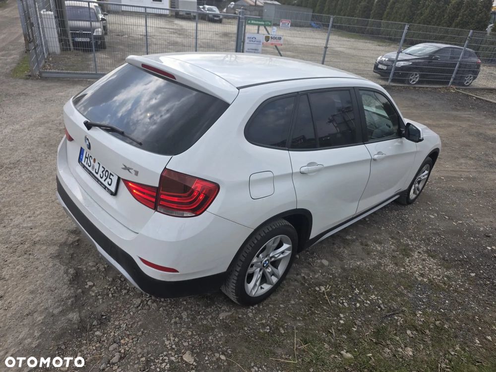 BMW X1 sDrive16d xLine - 2