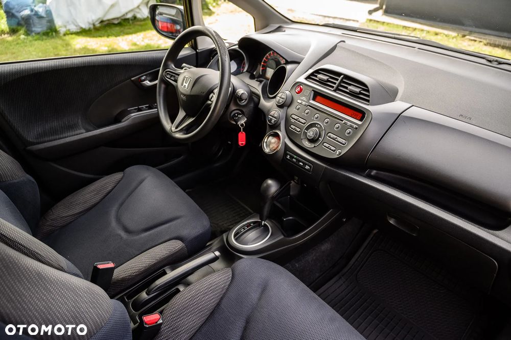 Honda Jazz 1.4 Elegance CVT - 12