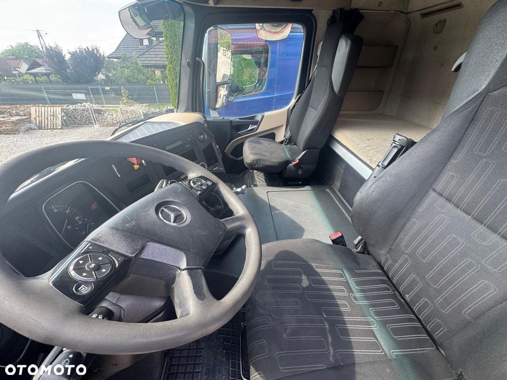 Mercedes-Benz Actros1843 - 2