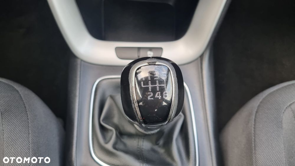Kia Ceed 1.6 GDI Dream-Team Edition - 26