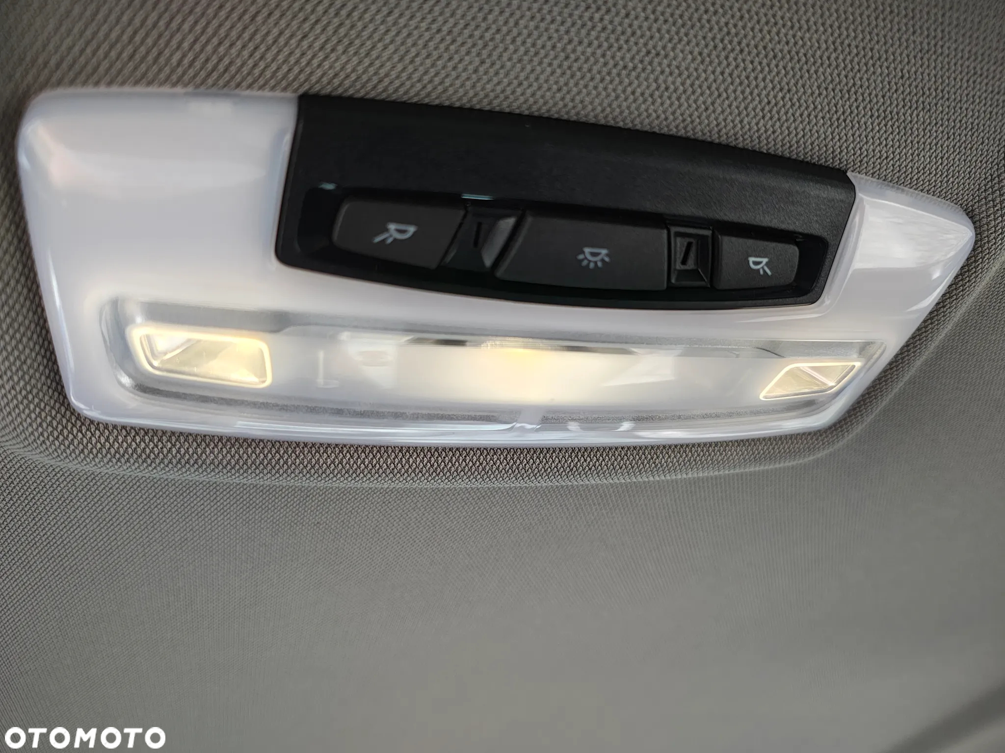 BMW Seria 3 320d Sport Line Shadow - 26