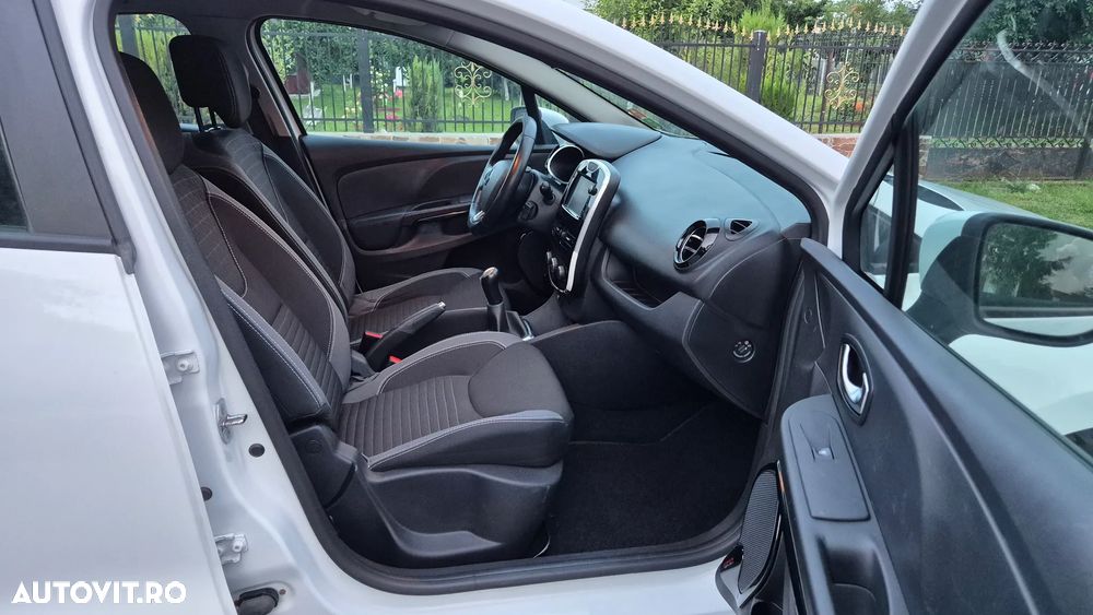 Renault Clio Energy dCi 90 Start & Stop Experience - 13