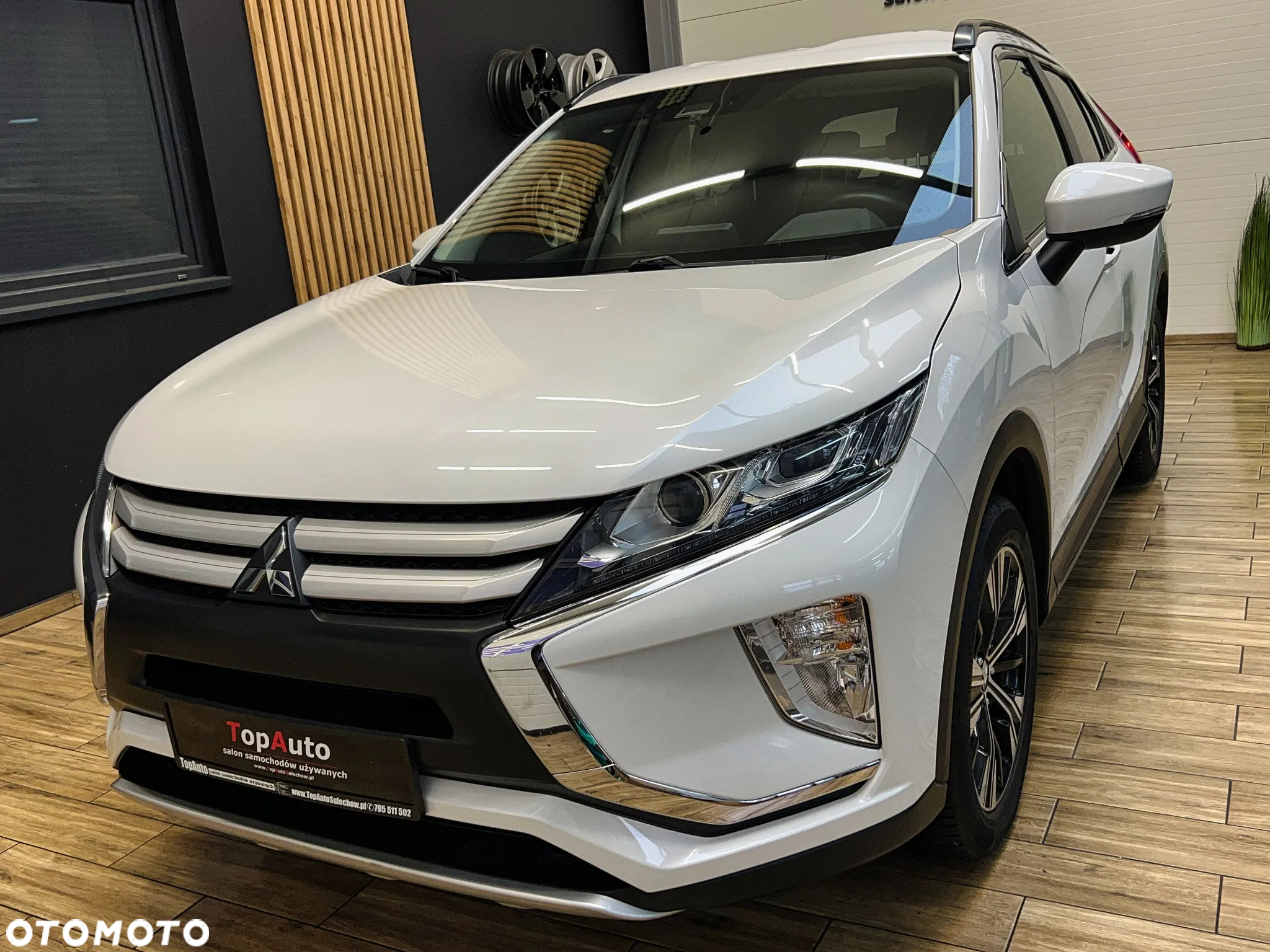 Mitsubishi Eclipse Cross 1.5 T GPF Invite Plus - 13