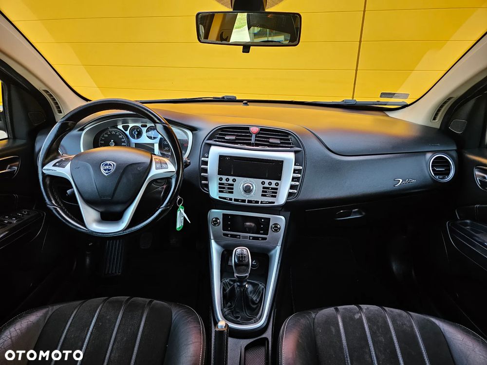Lancia Delta 1.4 T-Jet Oro - 10