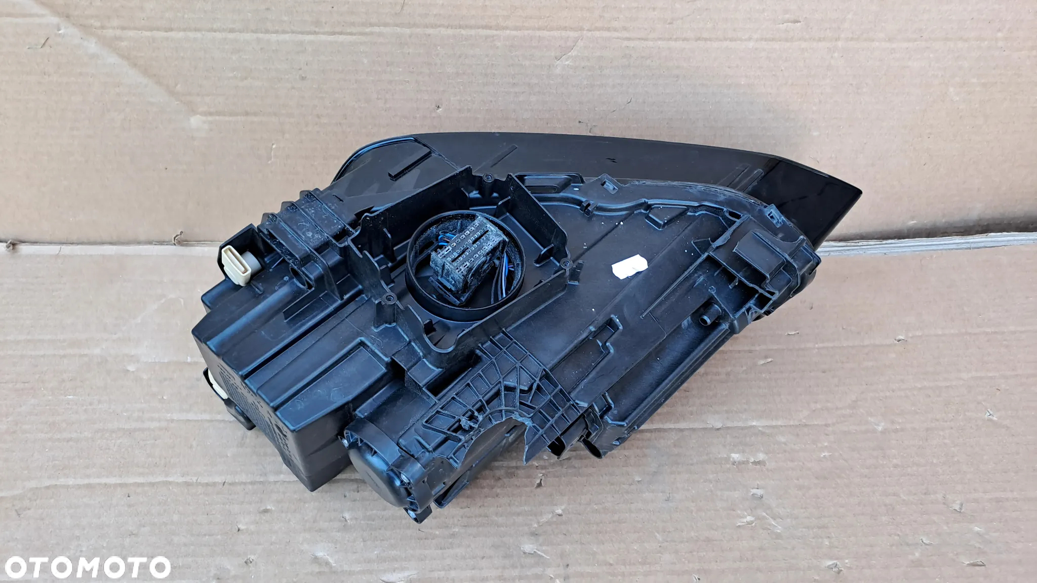 AUDI Q2 LIFT FULL LED MATRIX PRAWA LAMPA 81A941036d - 8