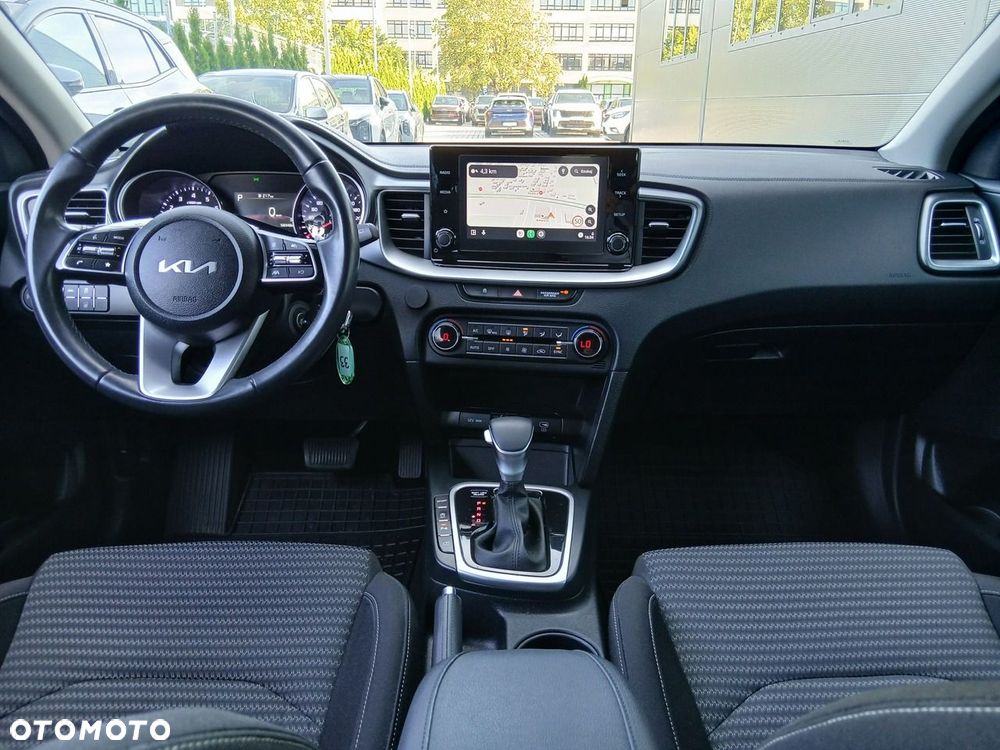 Kia Ceed 1.5 T-GDI M DCT - 14