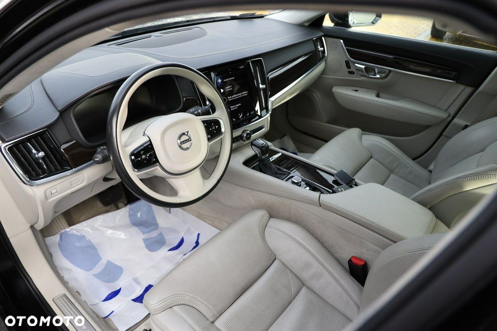 Volvo S90 - 11