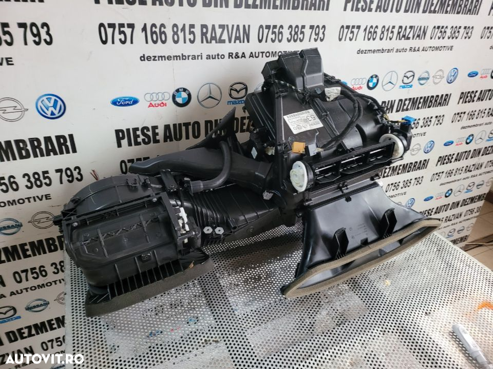 Carcasa Aeroterma Tulumba Bord Vw Golf 6 VI Plus An 2008-2013 Volan Stanga Cod 5MCE - 2