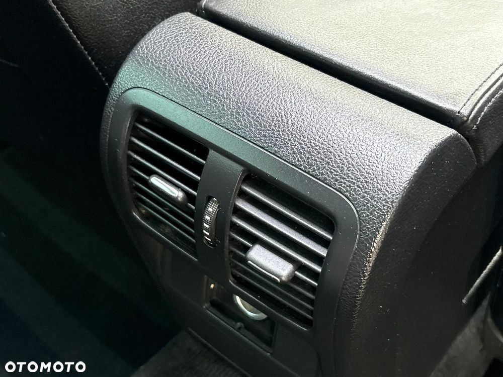 Volkswagen Passat - 15