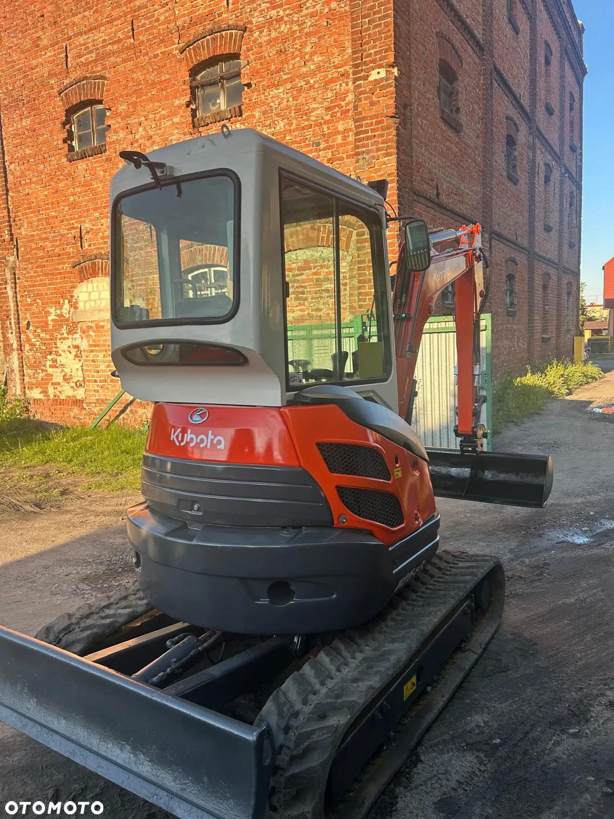 Kubota U25-3 Alfa - 13